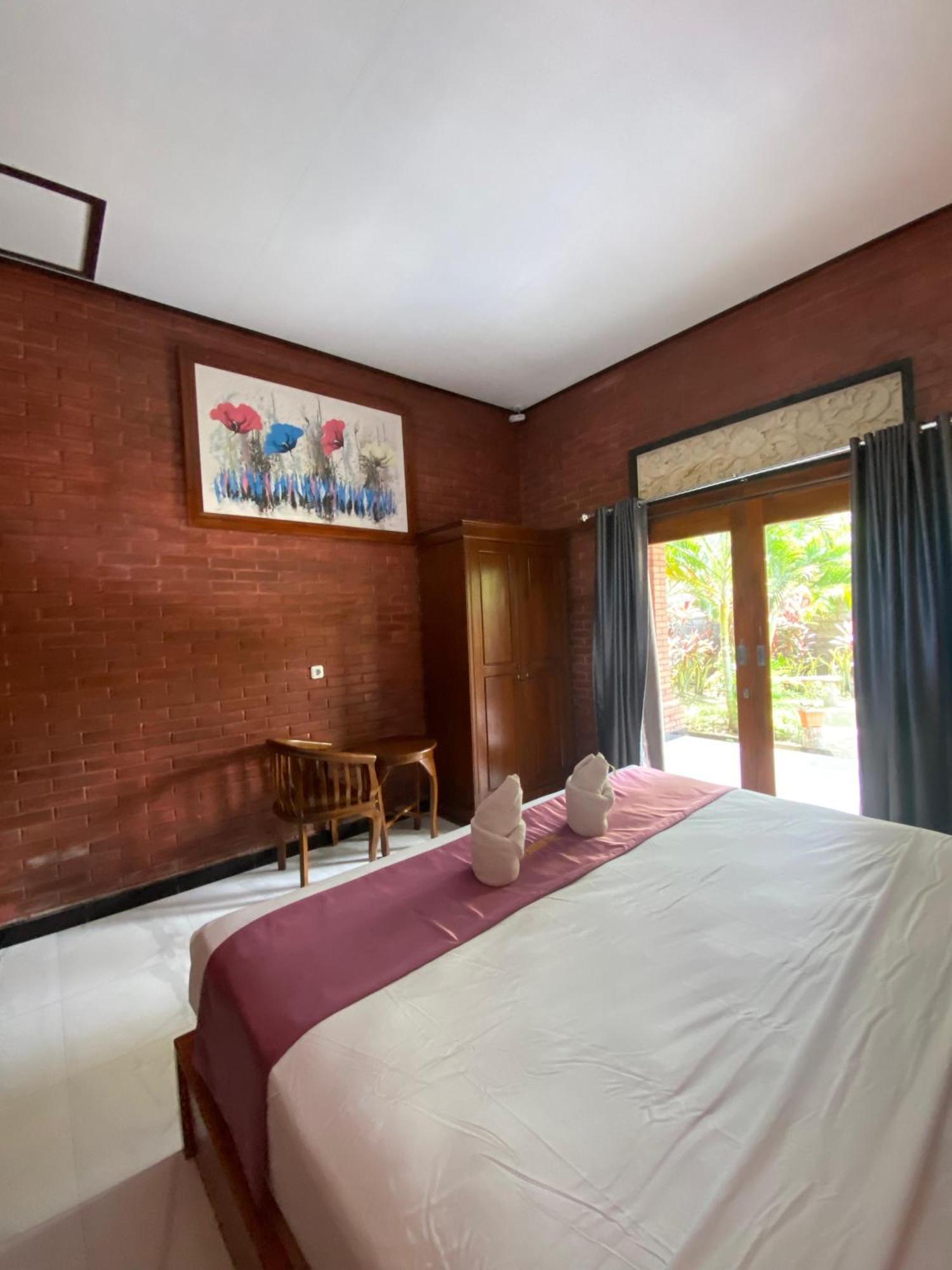 Tebu Menjangan Homestay Banyuwedang Buitenkant foto